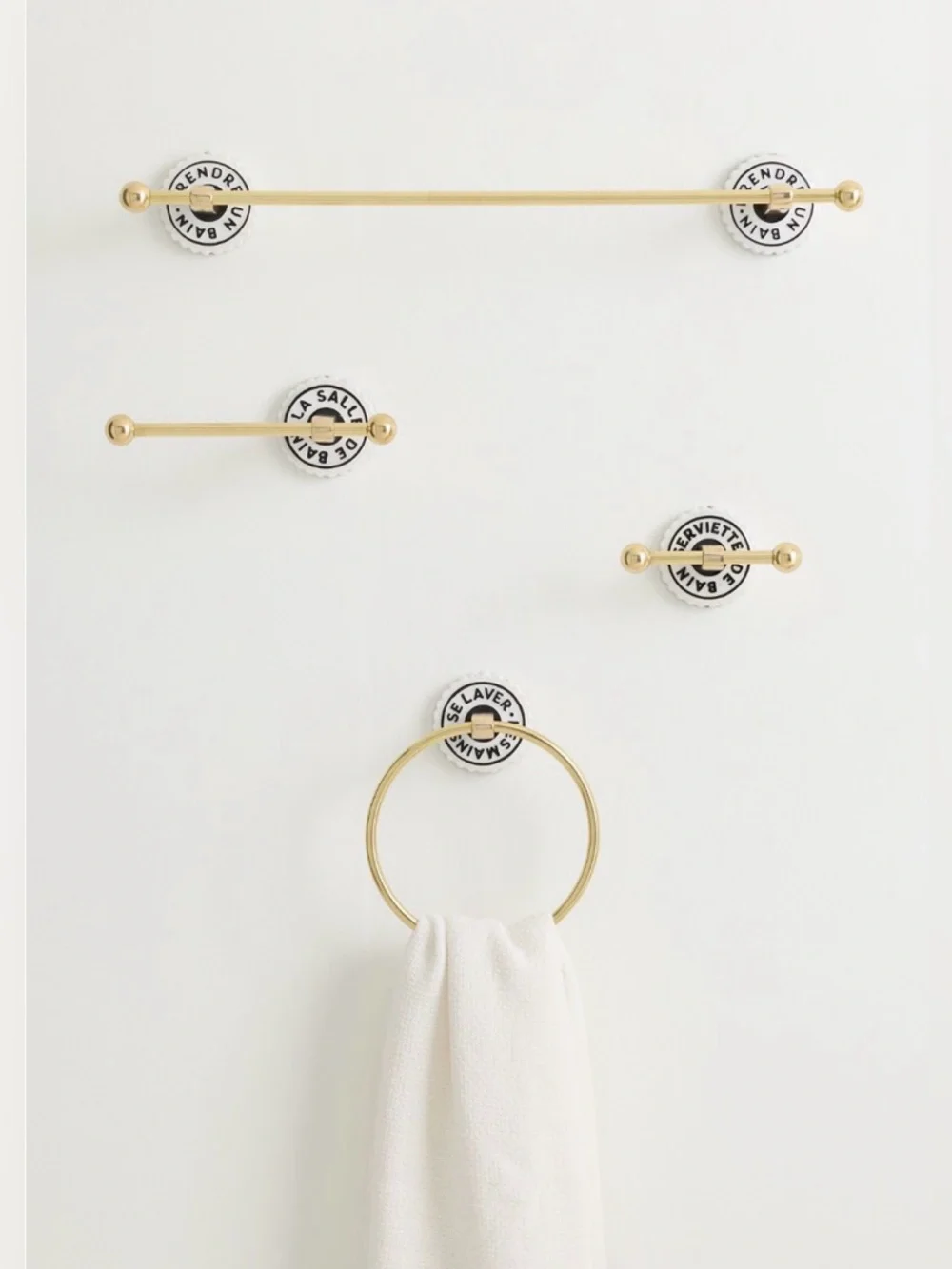 Anthropologie Claudette Towel Ring, NWT